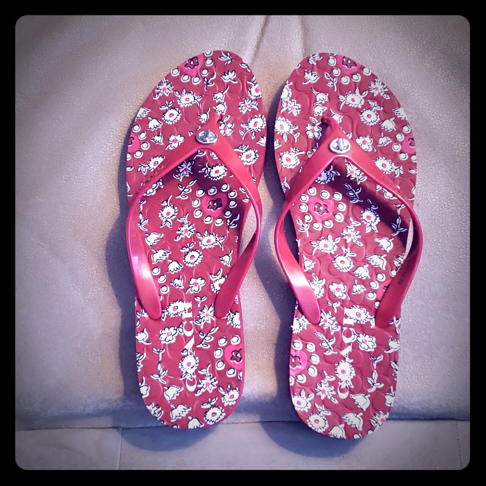 Coach flip flops